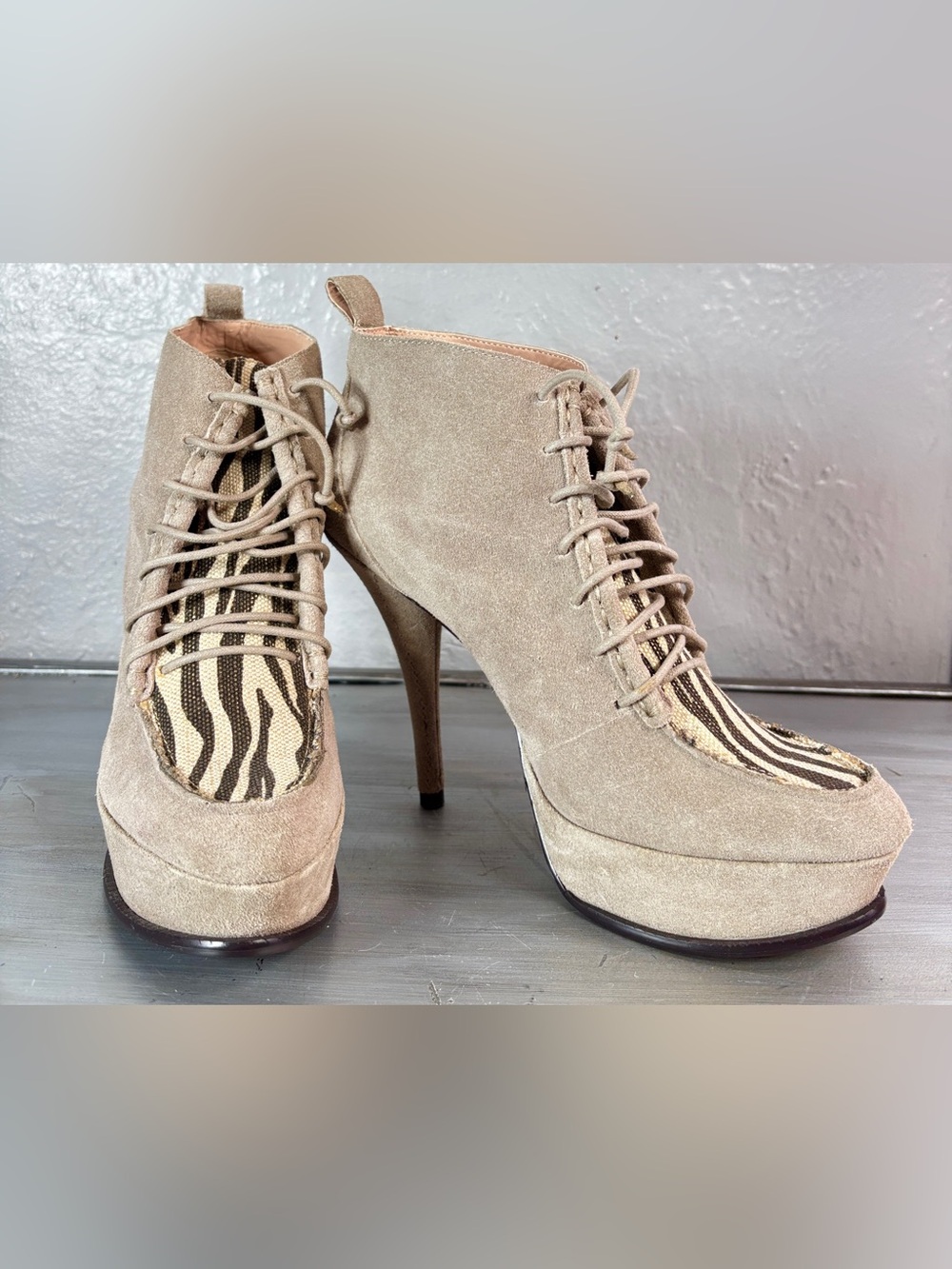 BETSY JOHNSON Beige Platform Lace-Up Booties with Zebra Print Accents Size 10